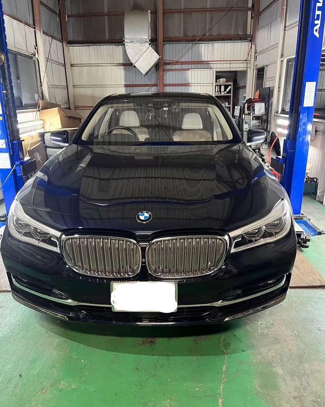 BMW G11 740i オイルフィルターハウジング交換