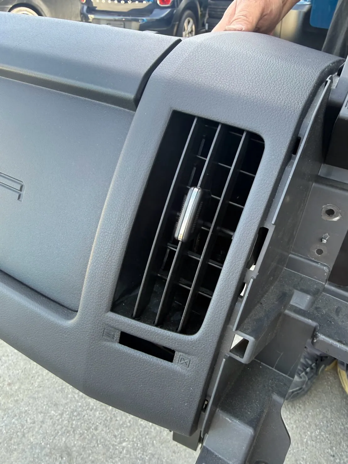 CV5W デリカD5 エアコンルーバー修理